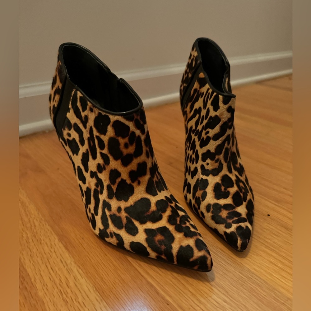 Ivanka trump leopard print bootie